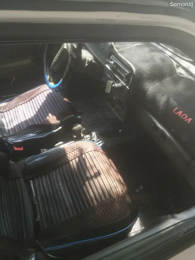 Lada (ВАЗ) 21099 2003 · 1.6 MT
