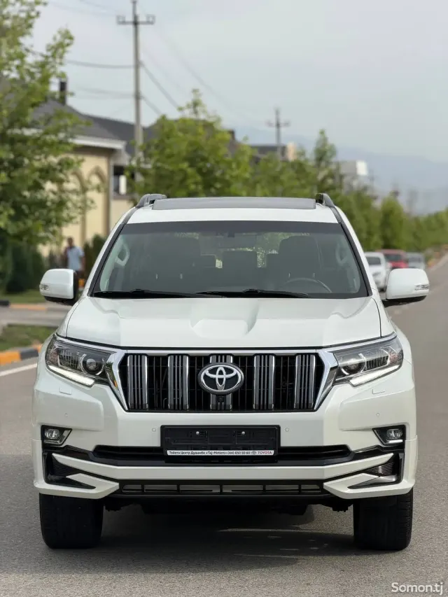Toyota Land Cruiser Prado 2023 · 4.0 AT
