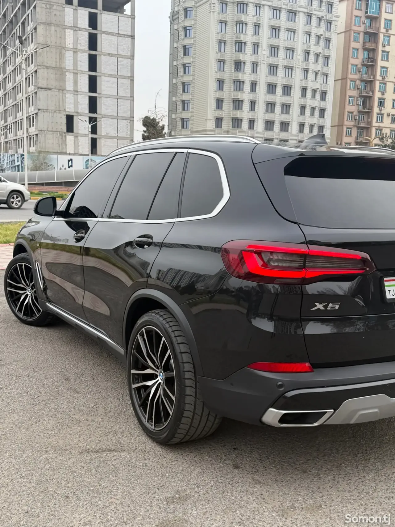 BMW X5 2022 · 3.0 AT