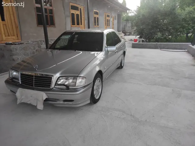Mercedes-Benz C class 1998 · 1.8 MT