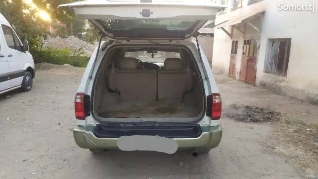 Infiniti QX series 2004 · AT