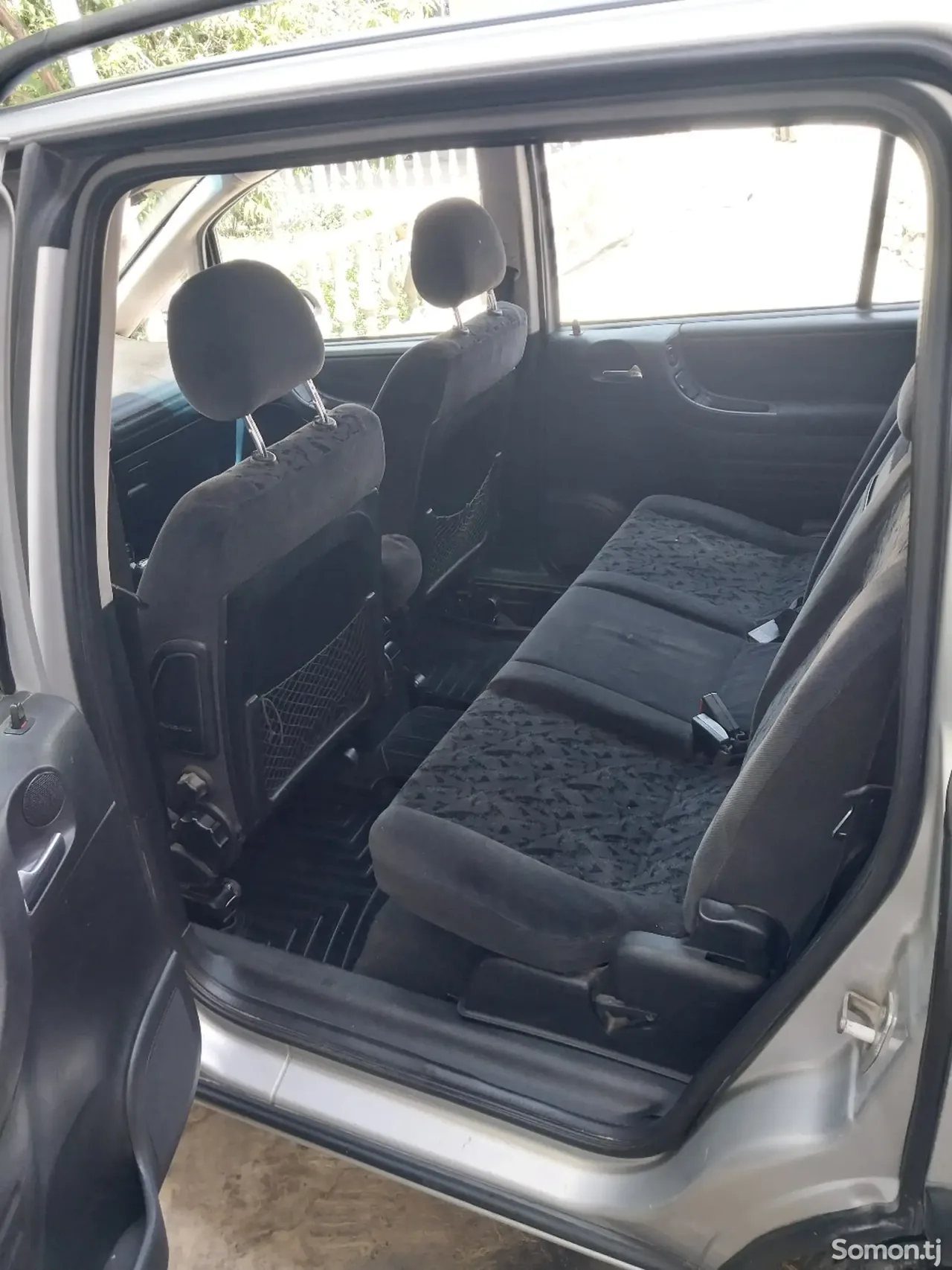 Opel Zafira 2002 · 1.8 MT
