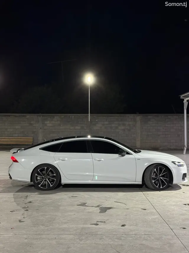 Audi A7 2021 · 3.0 AT