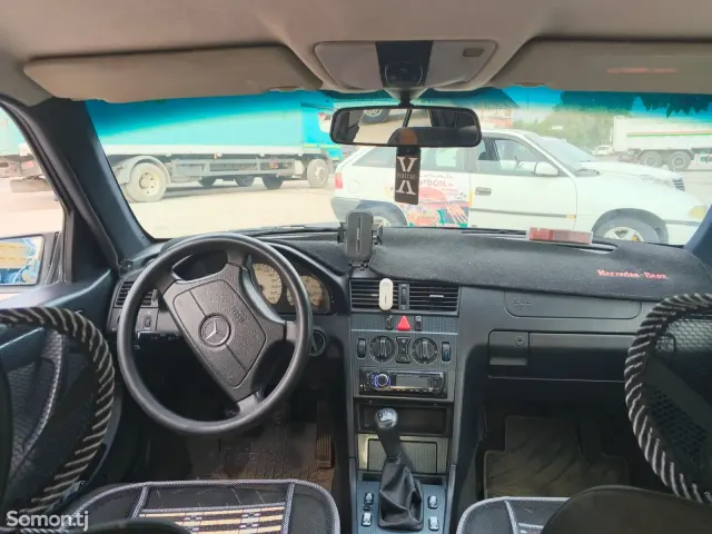 Mercedes-Benz C class 1998 · 1.8 MT