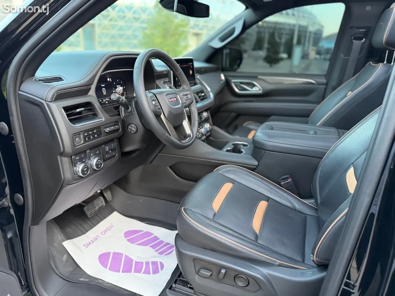 GMC Yukon 2023 · 6.2 AT