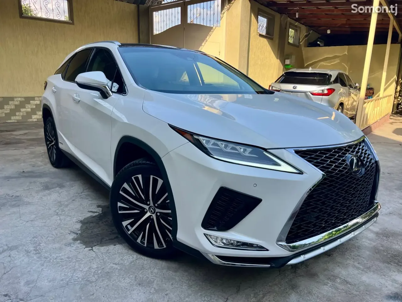 Lexus RX series 2018 · 4.5 AT