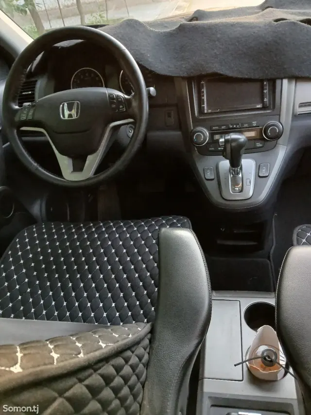 Honda CR-V 2011 · 2.4 AT