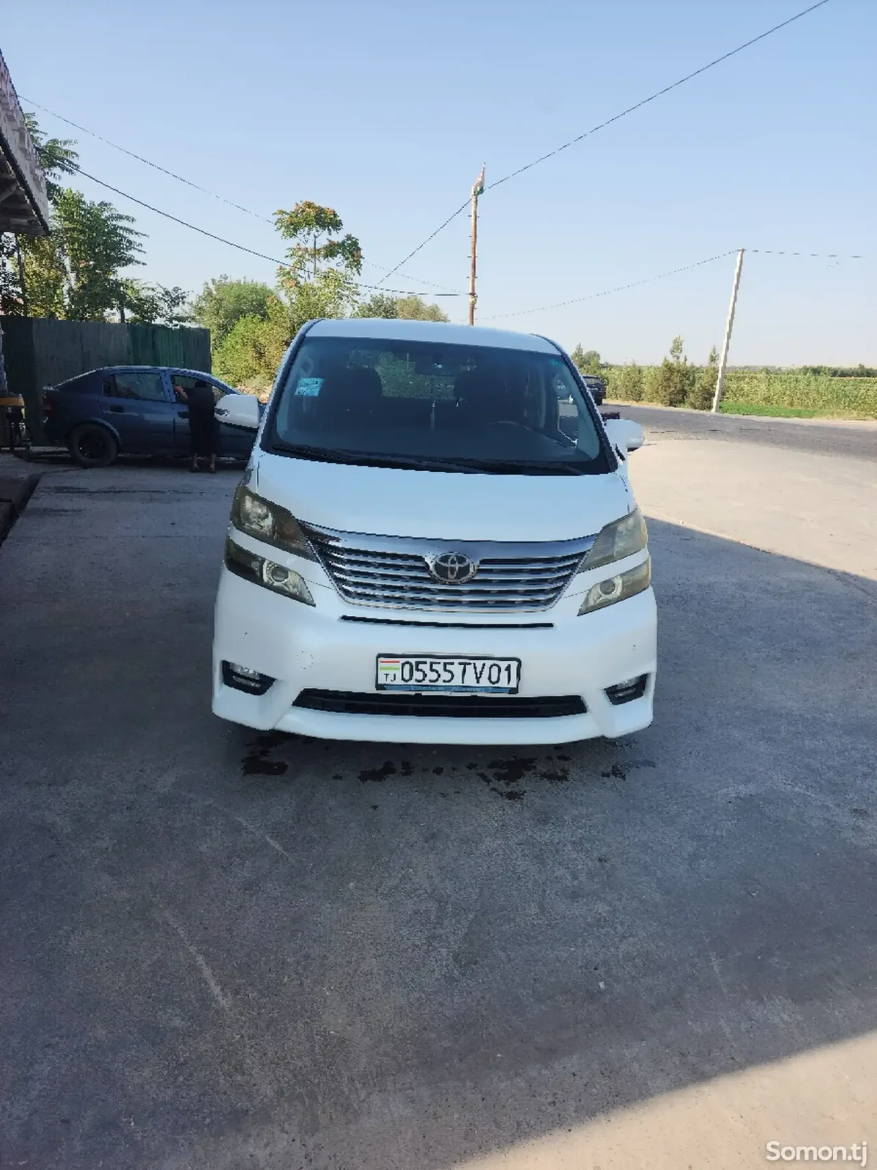 Toyota Vellfire 2009 · 2.4 AT