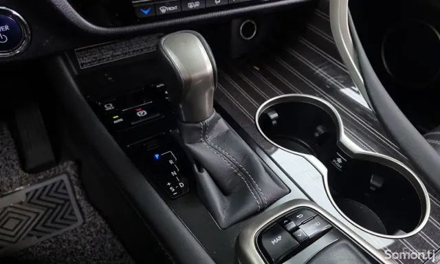 Lexus RX series 2016 · 3.5 AT