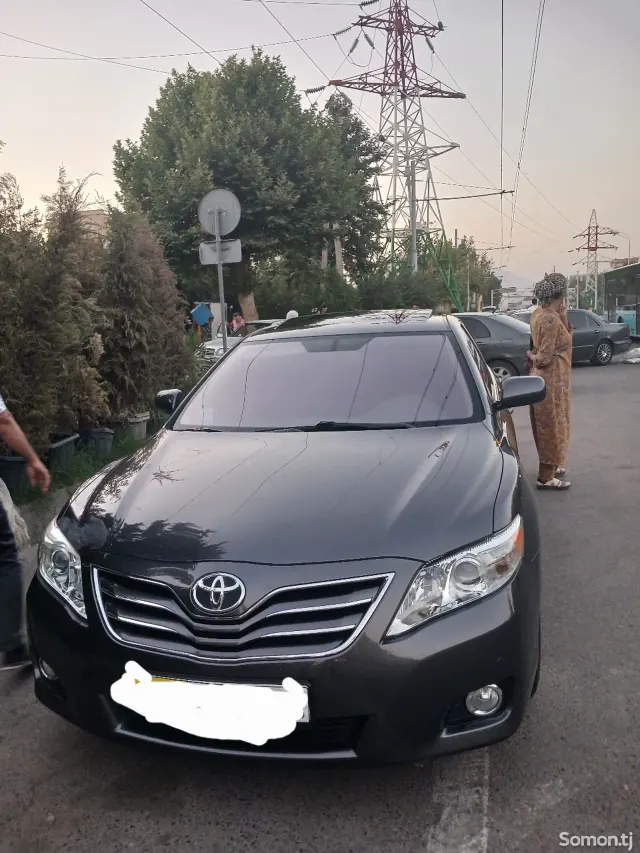 Toyota Camry 2011 · 2.5 AT