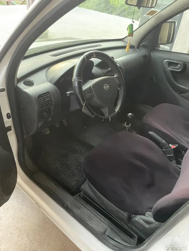 Opel Combo 2006 · 1.4 MT