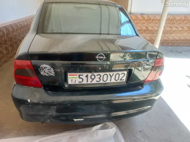 Opel Vectra B 1999 · 1.6 MT