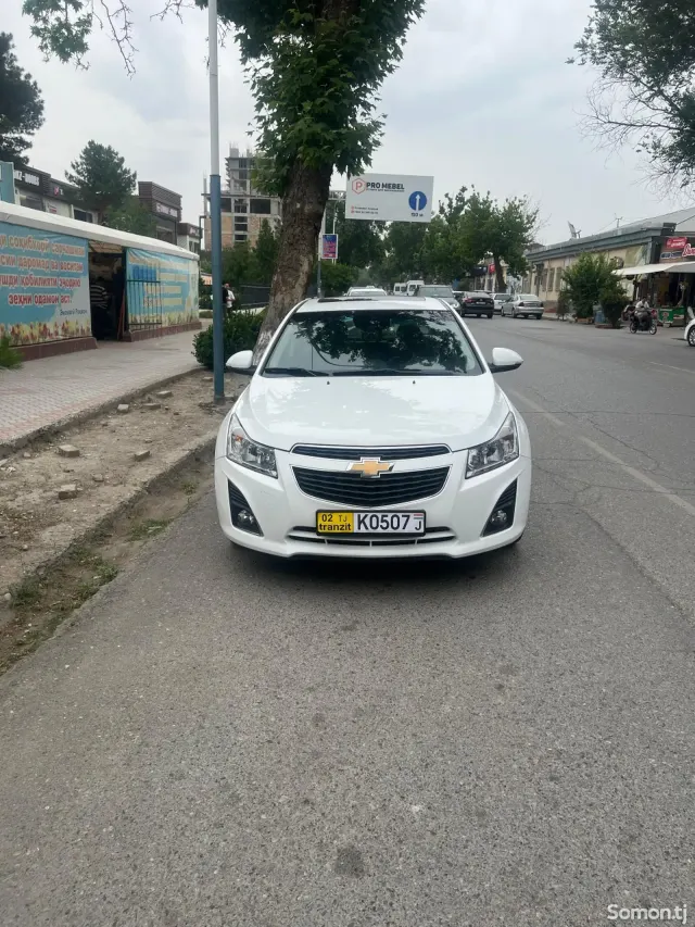 Chevrolet Cruze 2014 · 1.4 AT