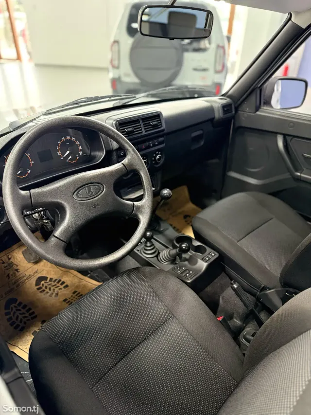 Lada (ВАЗ) Нива 2026 · 1.7 MT