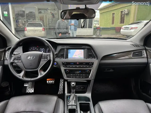 Hyundai Sonata 2014 · 2.0 AT