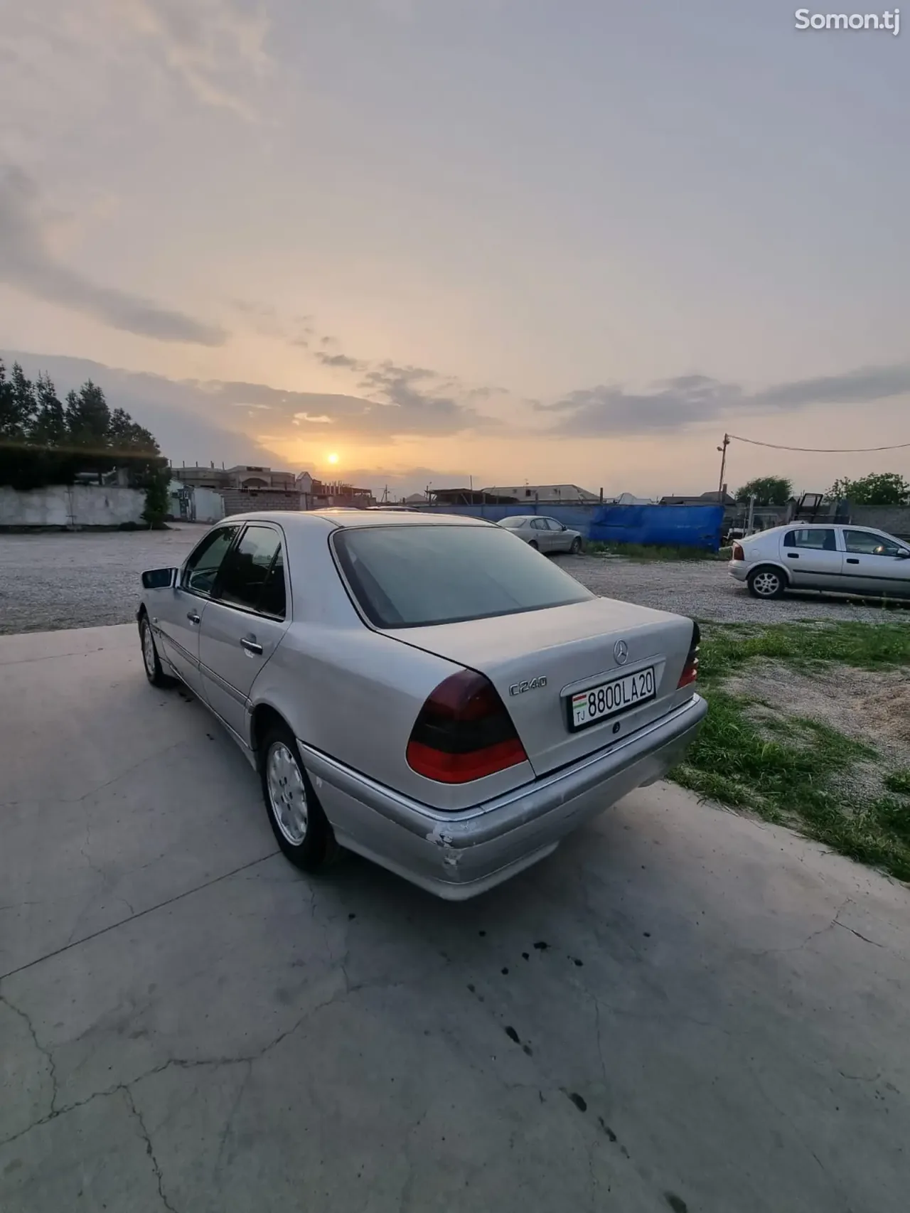 Mercedes-Benz C class 1998 · 2.4 MT