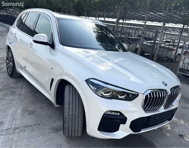 BMW X5 2020 · 3.0 AT