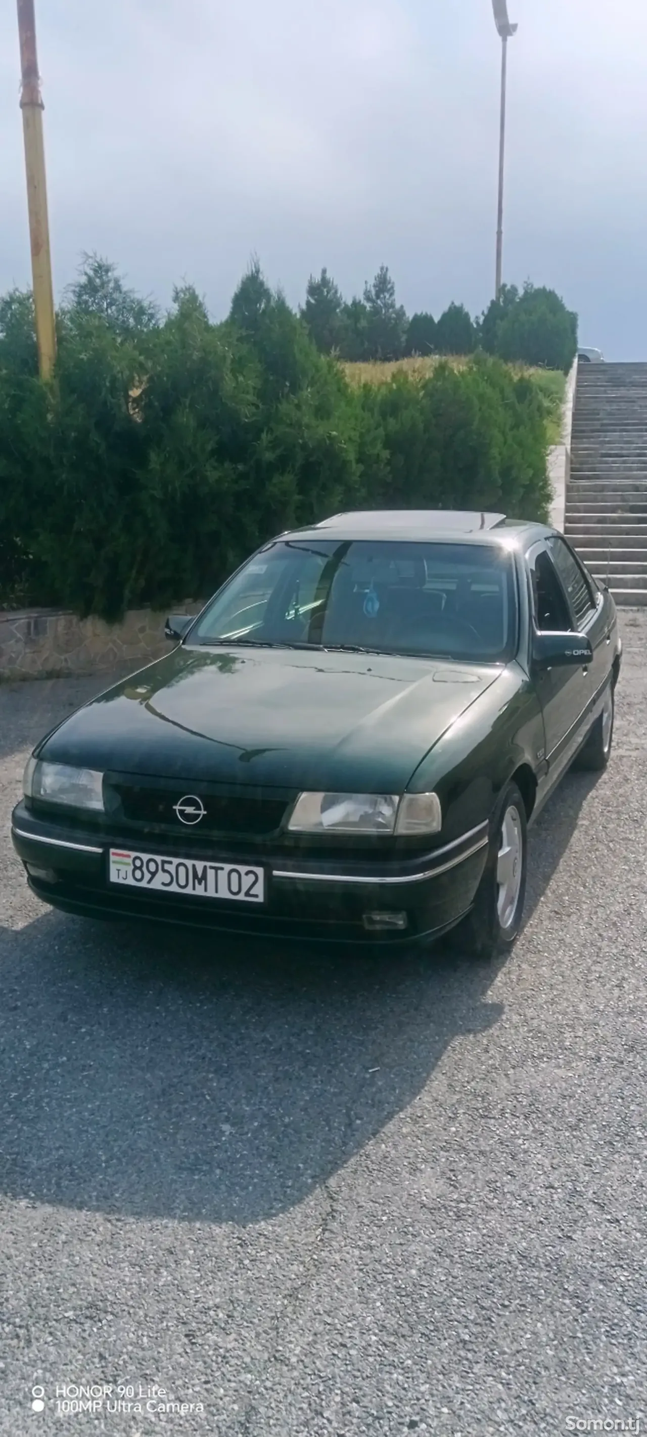 Opel Vectra A 1995 · 1.6 MT