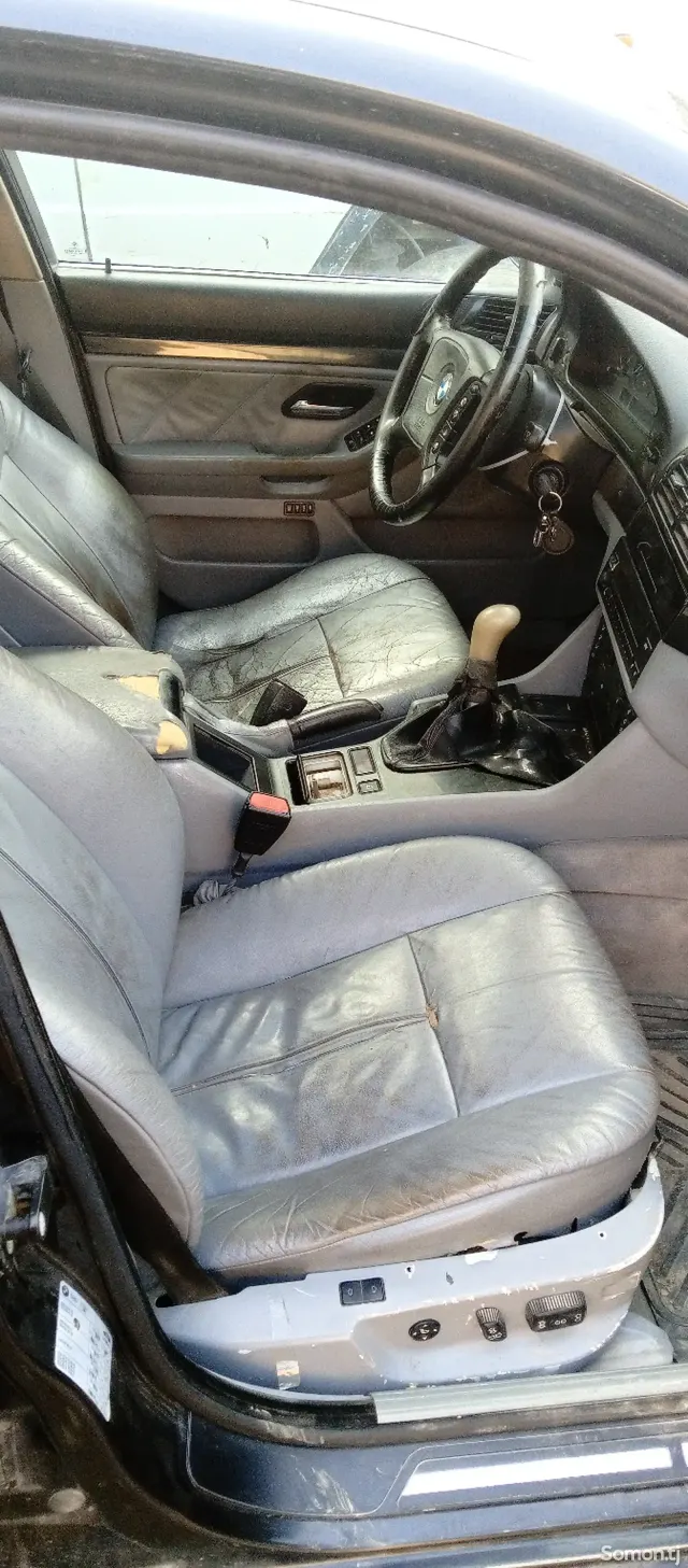 BMW 5 series 1997 · 2.2 MT