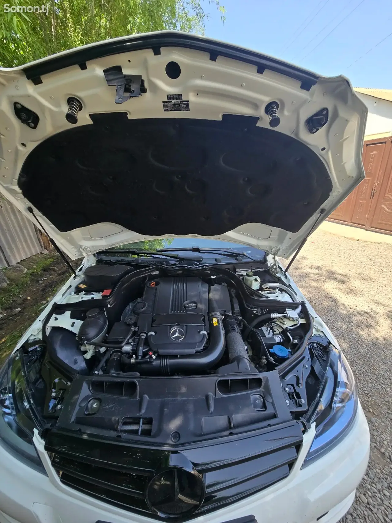 Mercedes-Benz C class 2014 · 2.5 AT