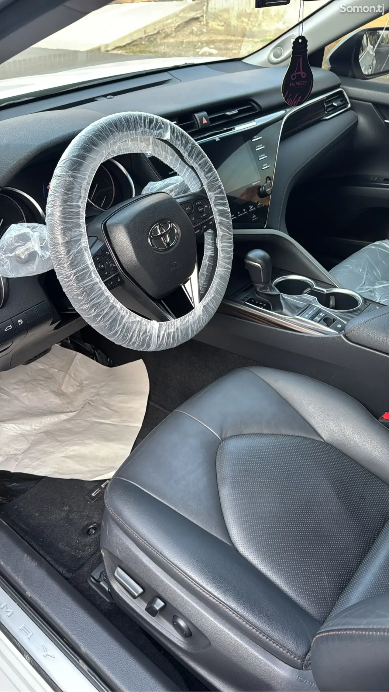 Toyota Camry 2018 · 2.5 AT