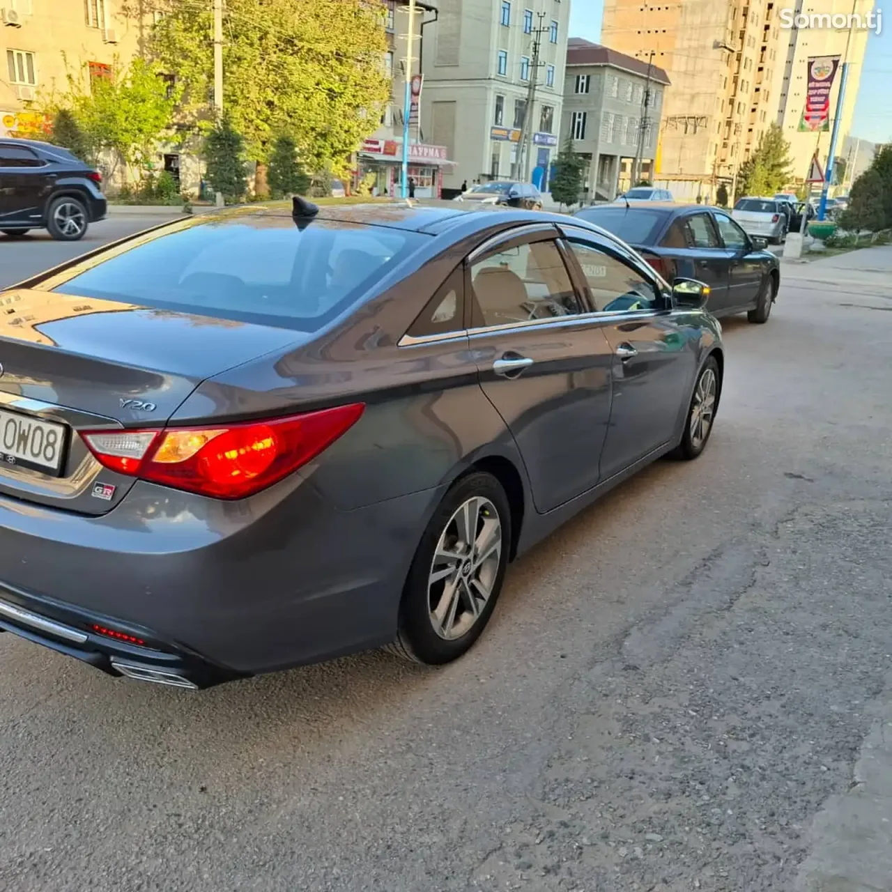 Hyundai Sonata 2012 · 2.0 AT