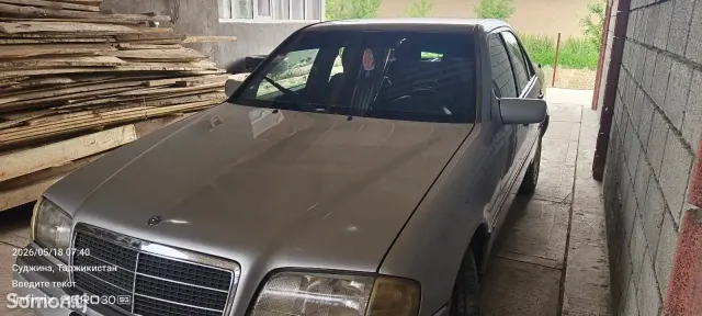 Mercedes-Benz C class 1995 · 1.8 MT