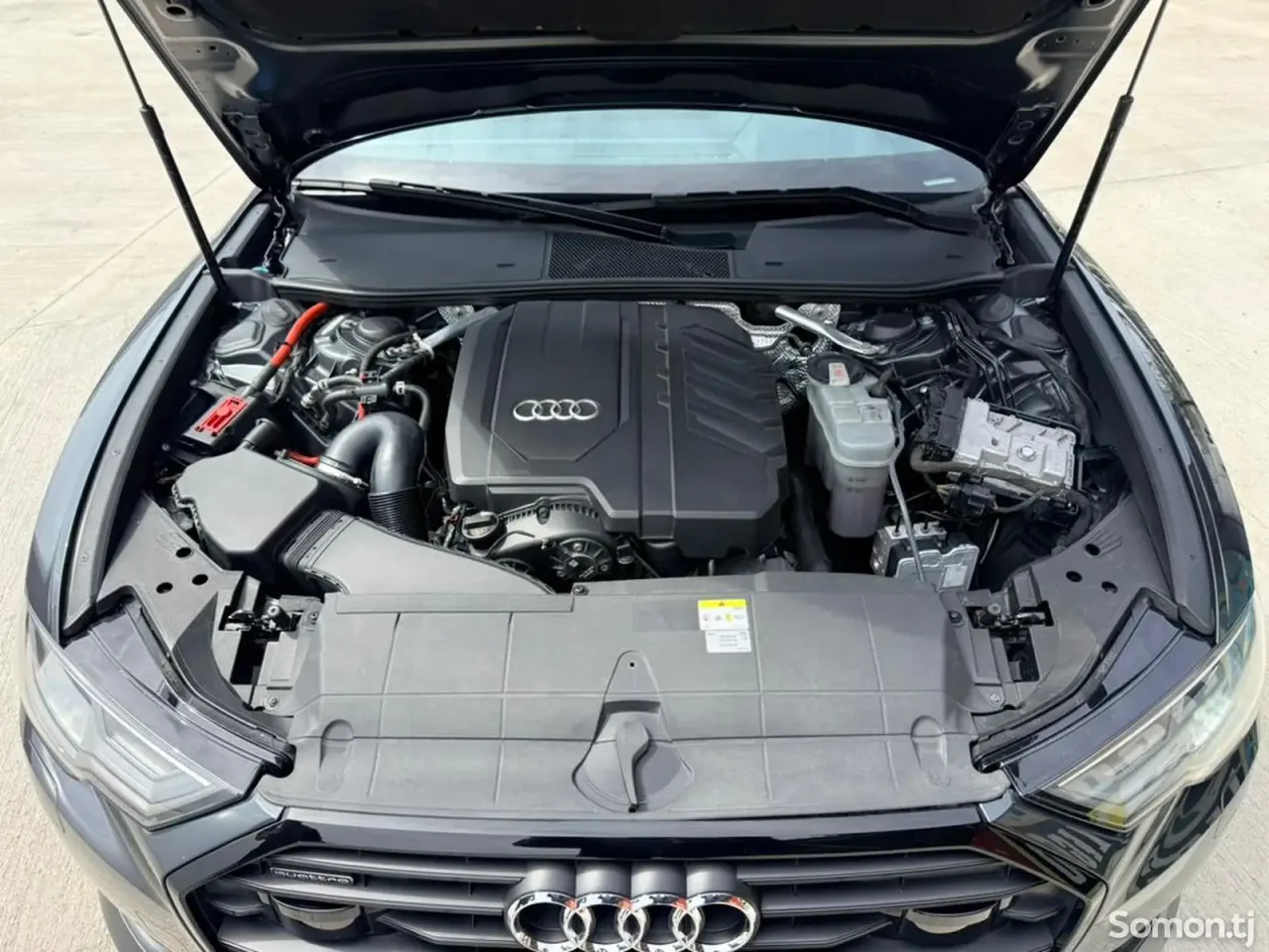 Audi A6 2022 · 2.0 AT