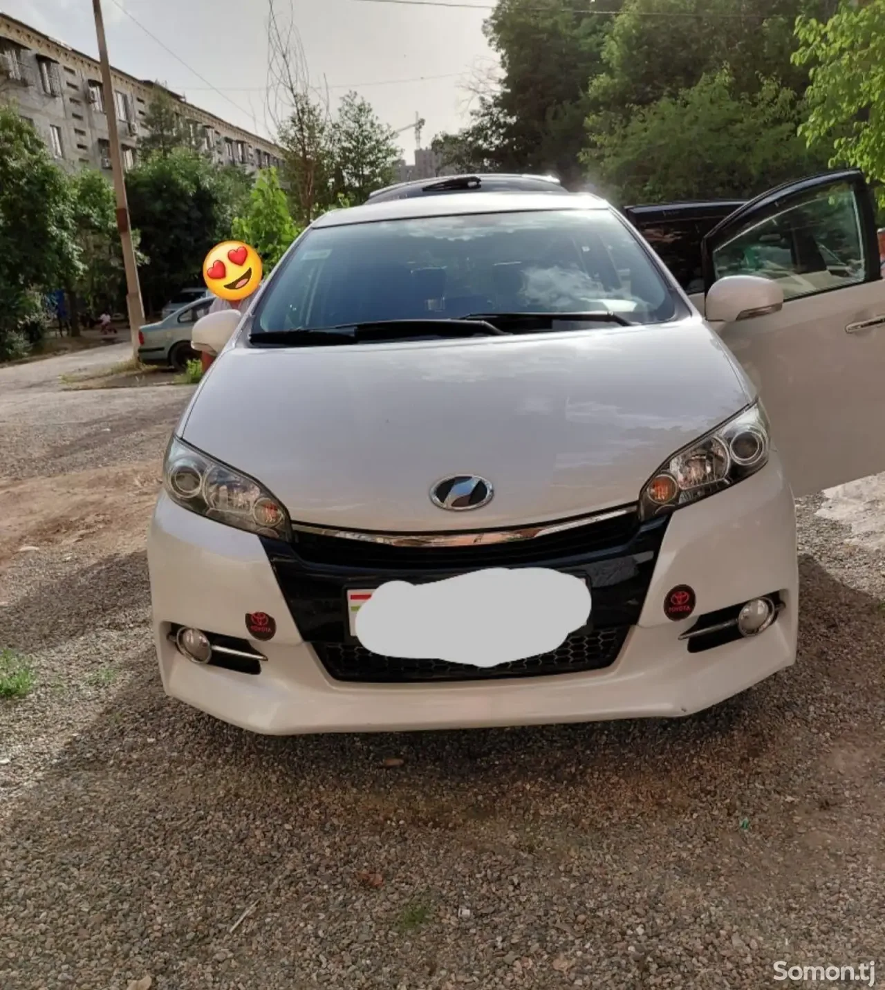 Toyota Wish 2015 · 1.8 AT