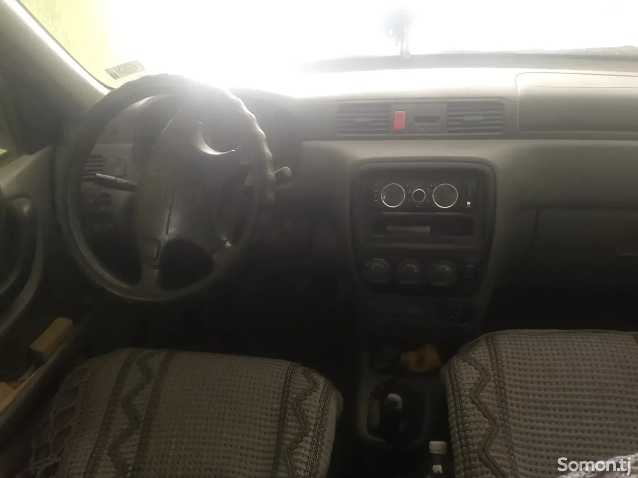 Honda CR-V 2000 · 2.0 MT
