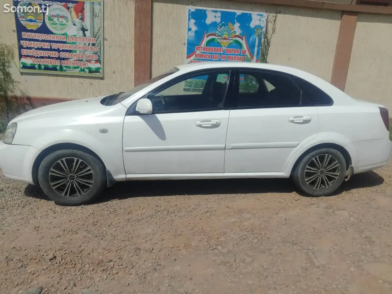 Daewoo Lacetti 2006 · 1.6 MT