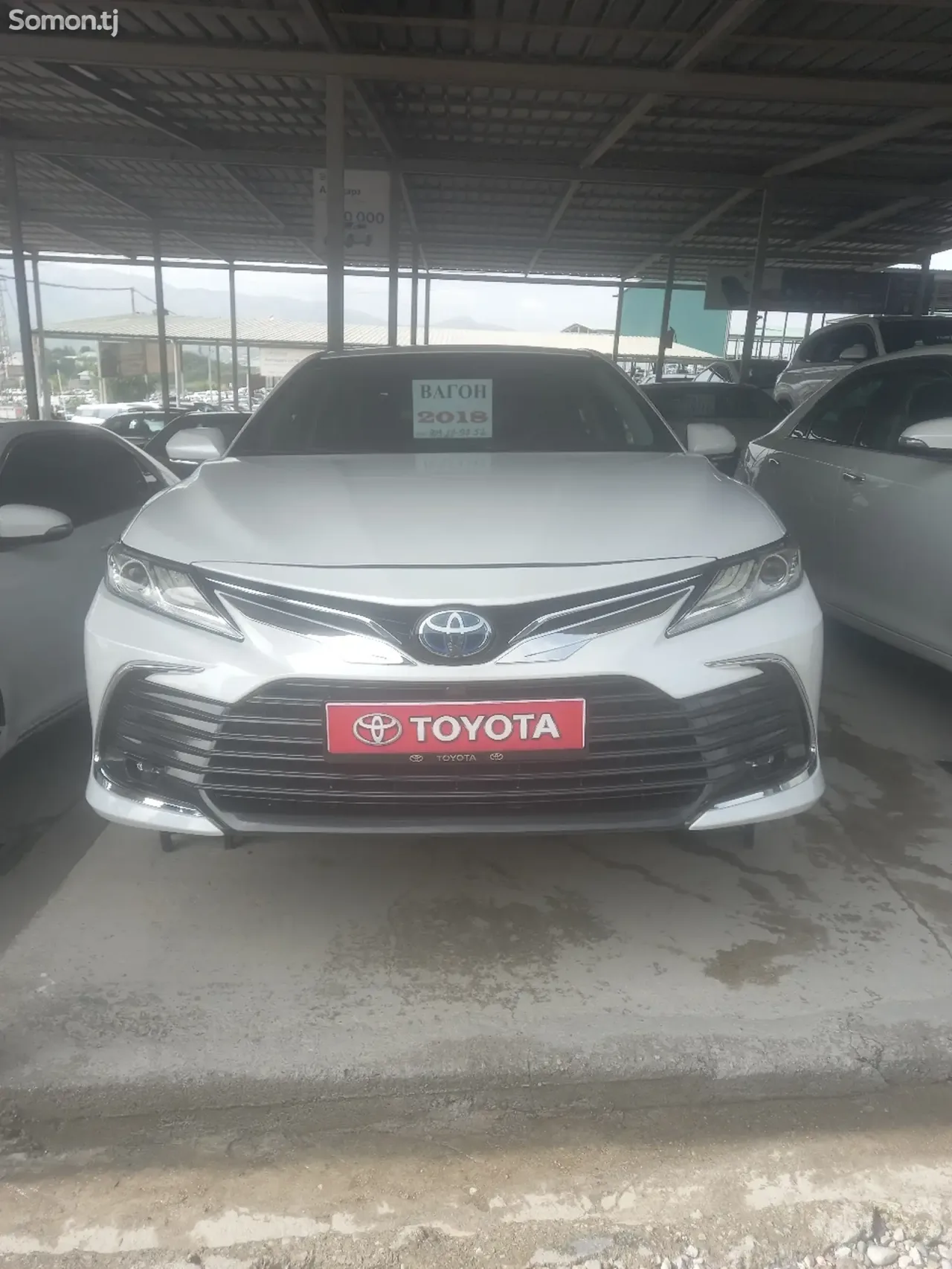 Toyota Camry 2018 · 2.5 AT