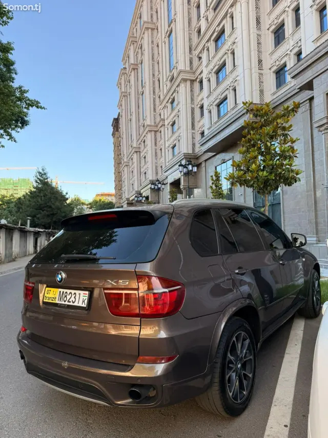 BMW X5 2012 · 3.0 AT