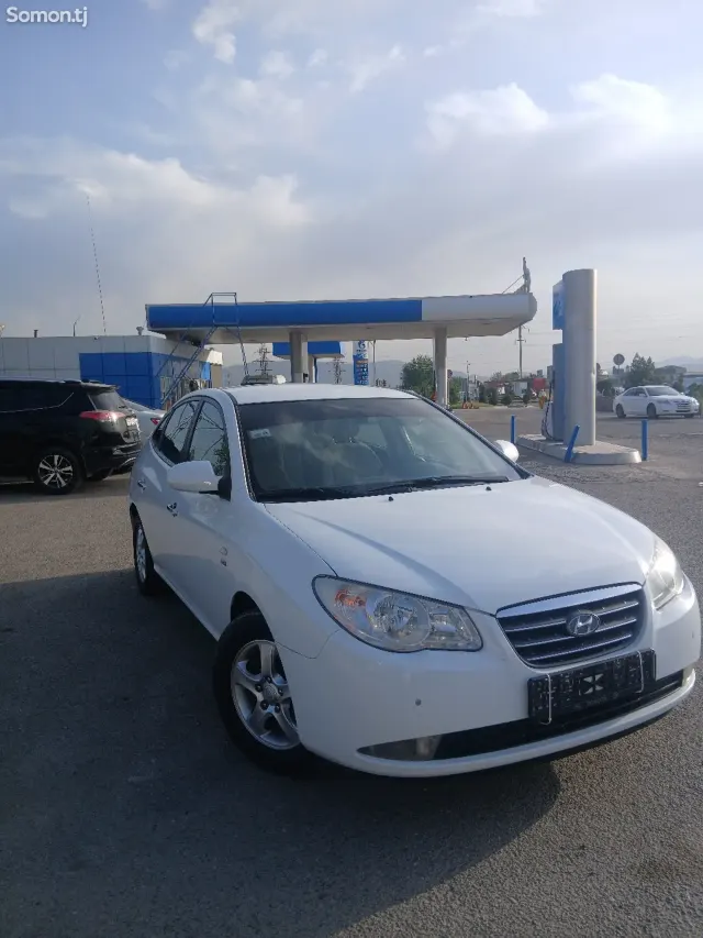 Hyundai Avante 2007 · 1.6 AT