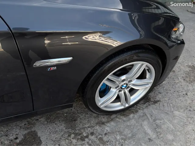BMW 5 series 2013 · 3.0 AT