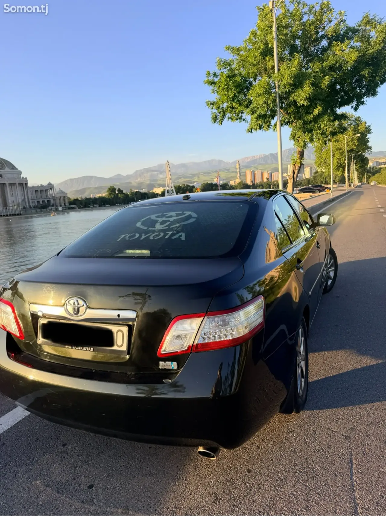 Toyota Camry 2011 · 2.5 AT