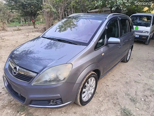 Opel Zafira 2007 · 2.2 AT