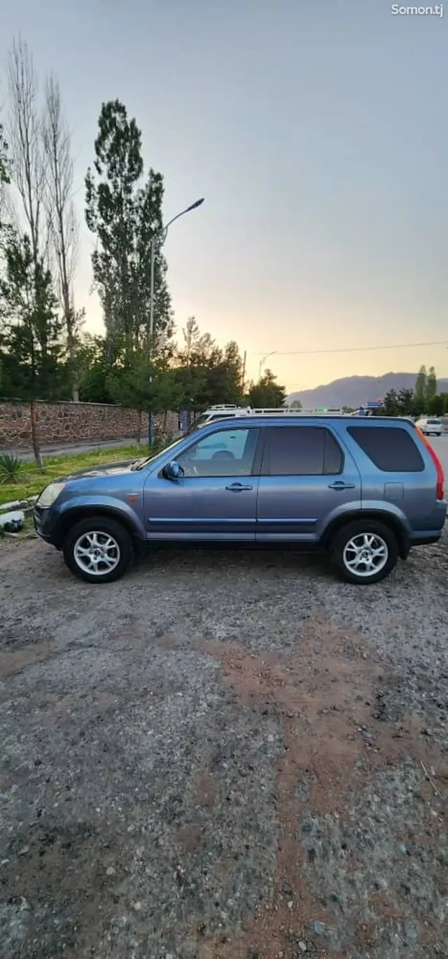 Honda CR-V 2003 · 2.0 MT