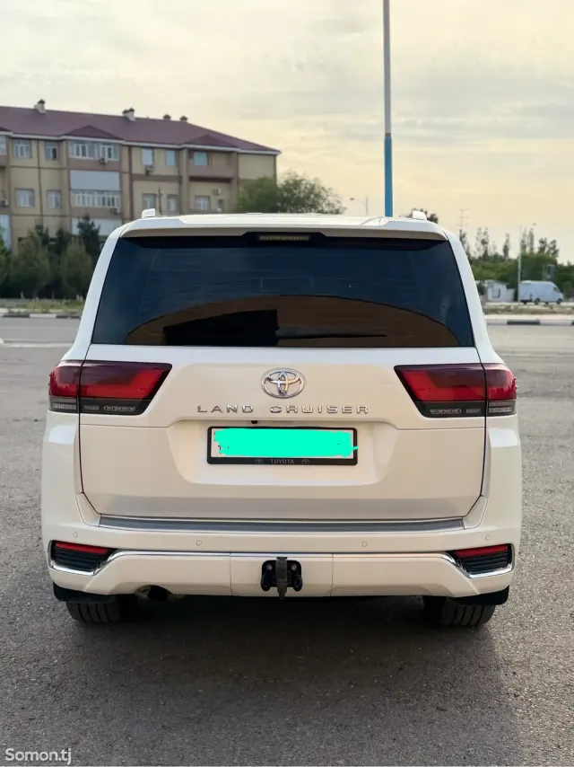 Toyota Land Cruiser 2021 · 4.0 AT