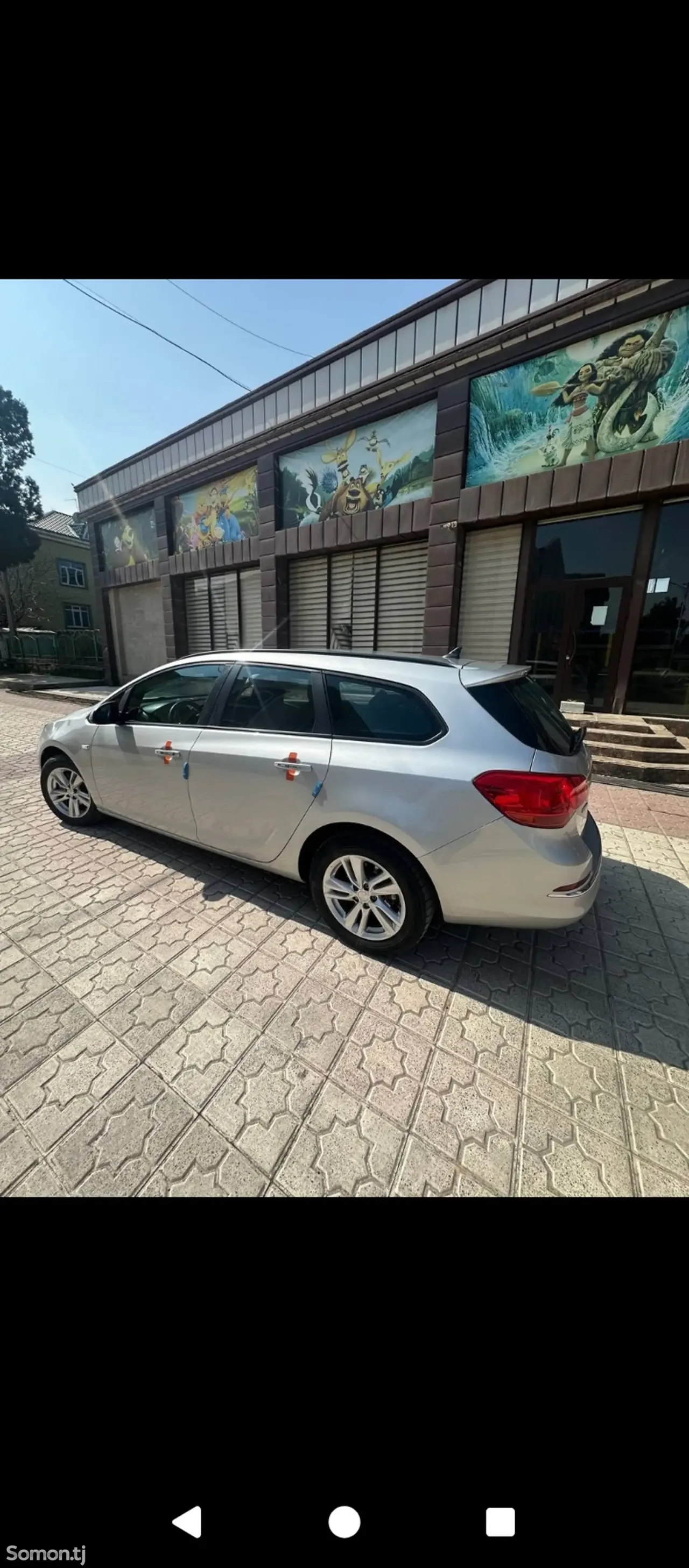 Opel Astra J 2014 · 1.4 MT