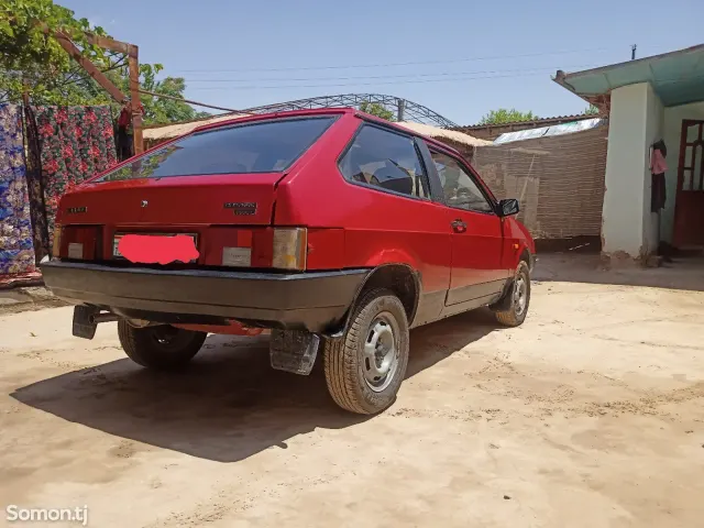 Lada (ВАЗ) 2108 1989 · 1.3 MT