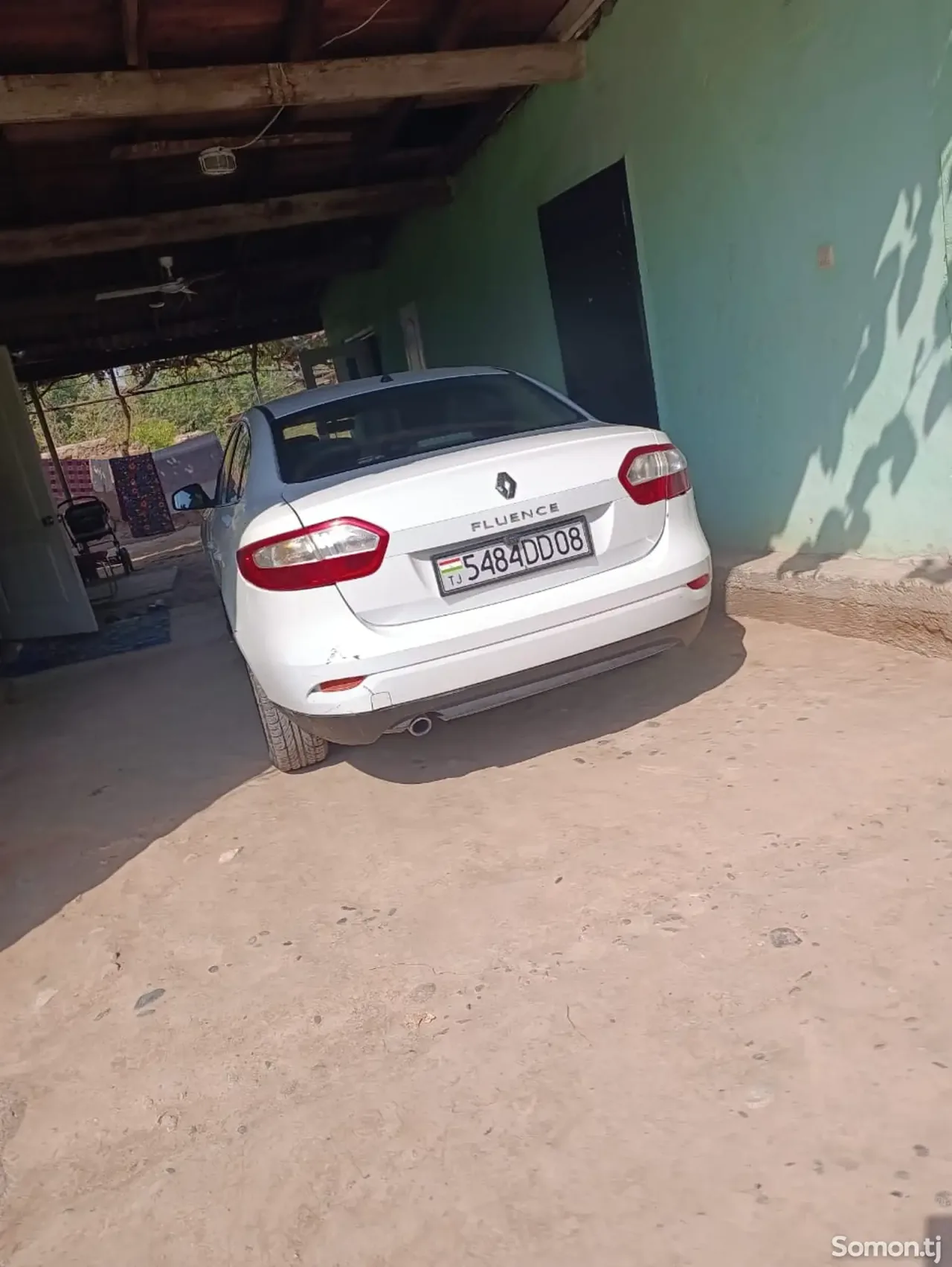 Renault Fluence 2011 · 1.6 MT