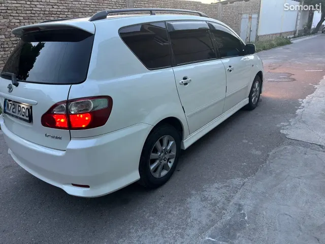 Toyota Ipsum 2007 · 2.4 AT