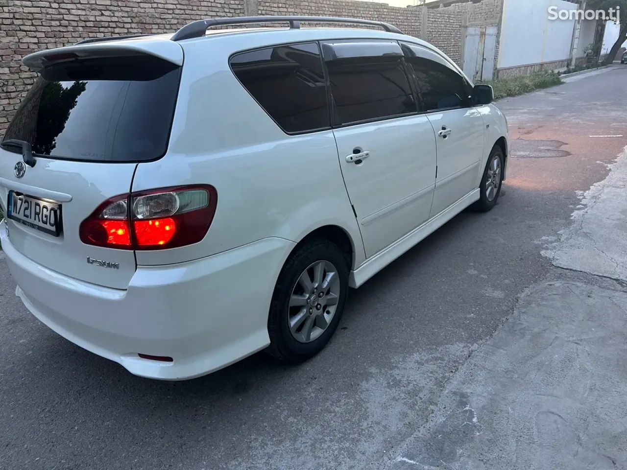Toyota Ipsum 2007 · 2.4 AT
