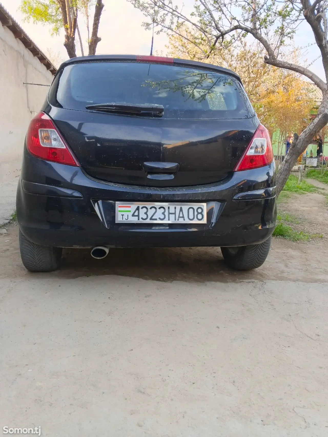 Opel Corsa 2008 · 1.3 MT