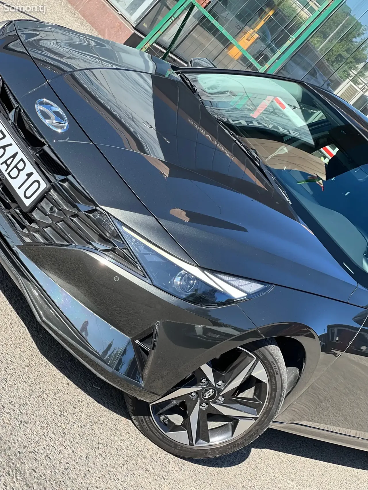Hyundai Elantra 2023 · 2.0 AT