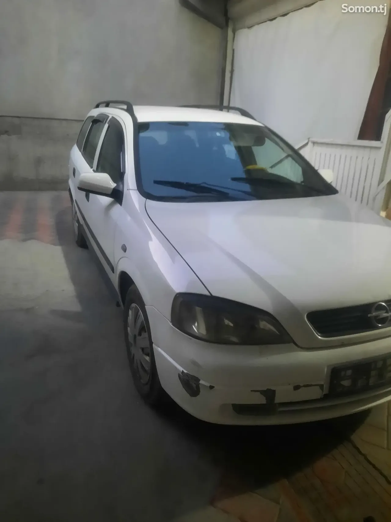 Opel Astra G 1998 · 1.6 MT