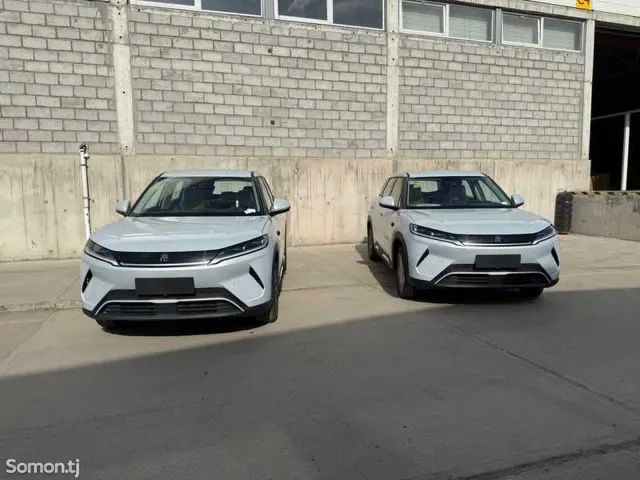 BYD Yuan Up 2025 · AT