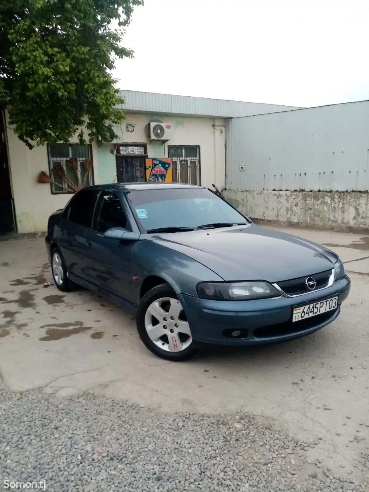 Opel Vectra B 1998 · 1.6 MT