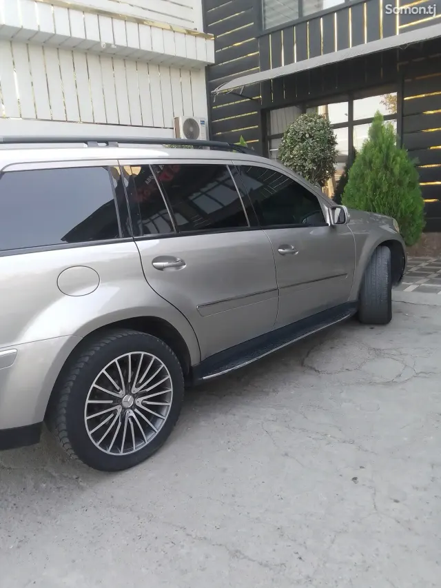 Mercedes-Benz GL class 2007 · 4.5 AT